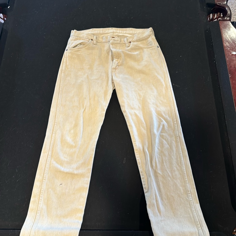 Men’s wranglers 35x32